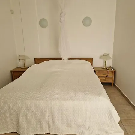 Ferienhaus Guranya 1 *